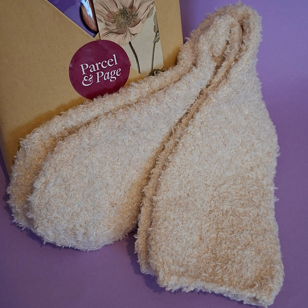 Blind Date with a Book Gift Box | Deluxe